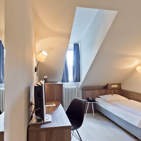 Astor Hotel