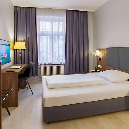 Astor 4*