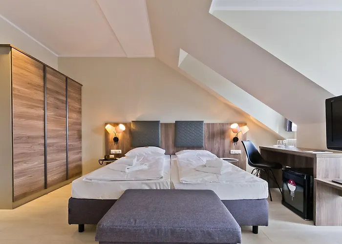 Arthotel Ana Astor 4* München