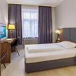 Astor 4*