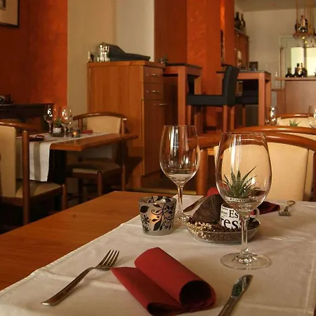 Astor Hotel 4*